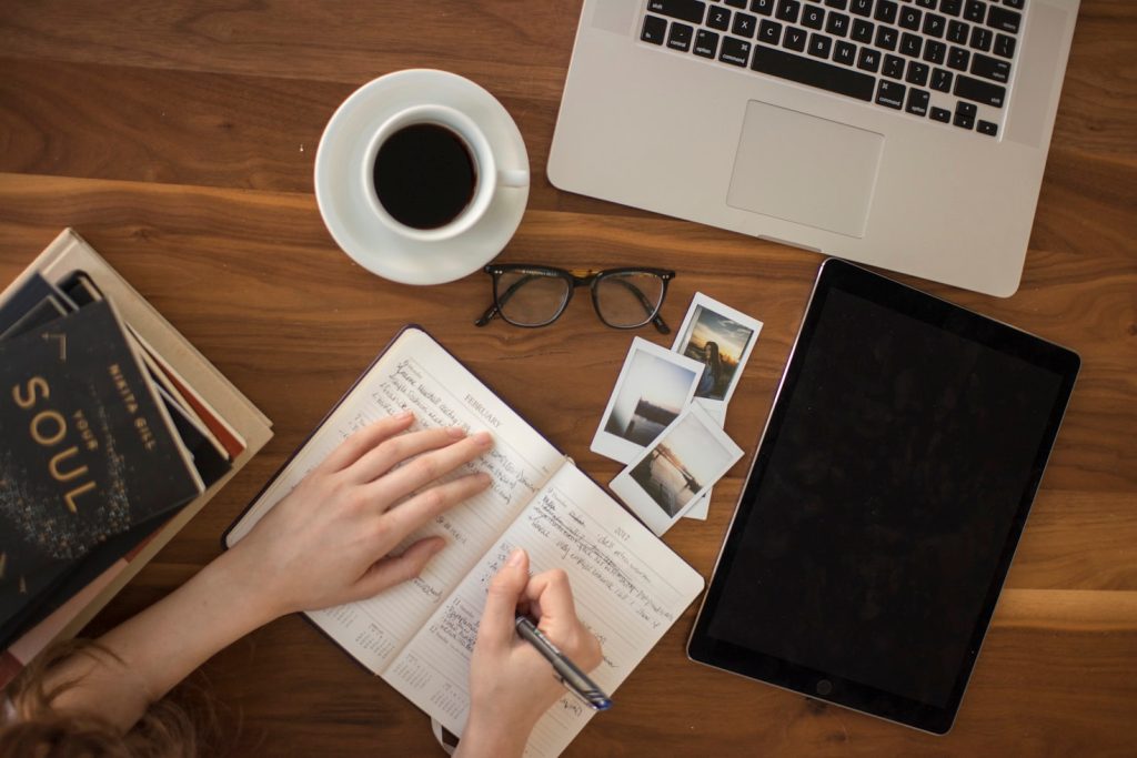 The Power of Articles in Changing Minds